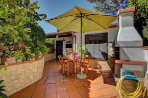 Lacco Cottage